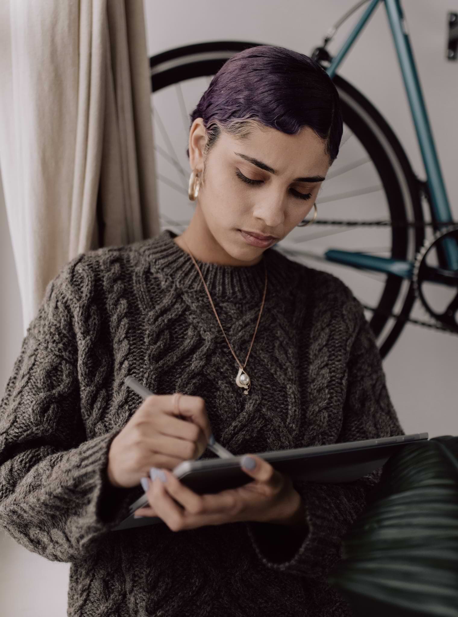 Painel de CRM com visão de clientes e oportunidades